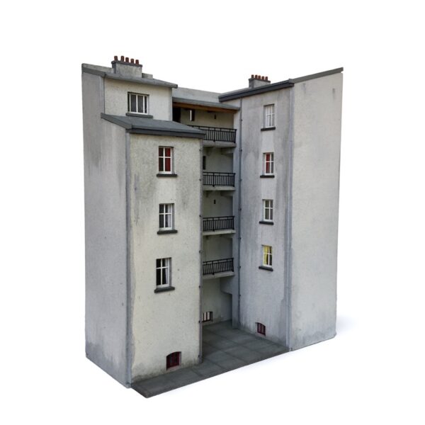 Immeuble sur cour avec coursives - Axel Vega