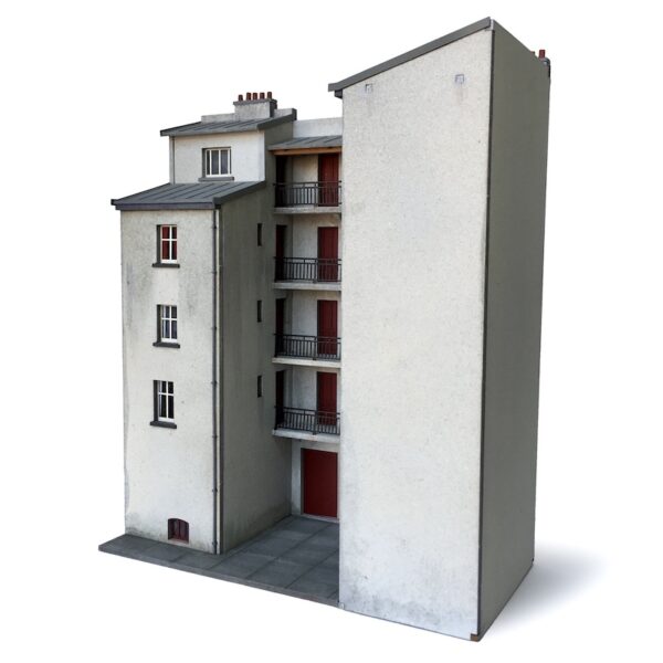 Immeuble sur cour avec coursives - Axel Vega