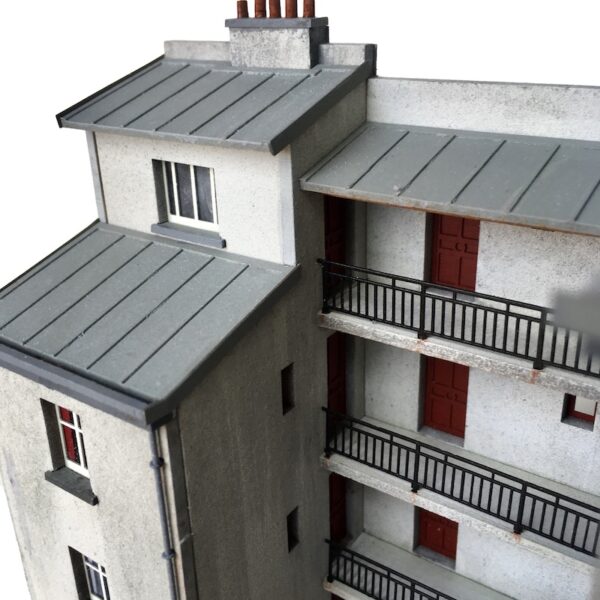 Immeuble sur cour avec coursives - Axel Vega